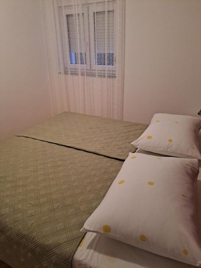 Apartment Mira Шибеник Екстер'єр фото